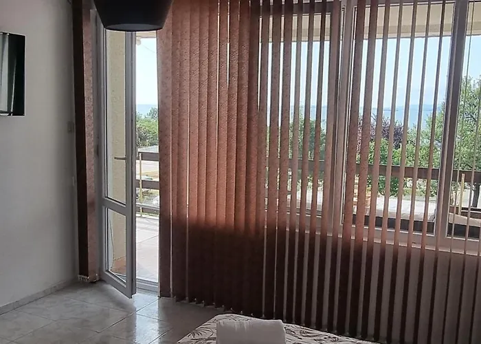 Polonia - Kemni Къща за гости 4*