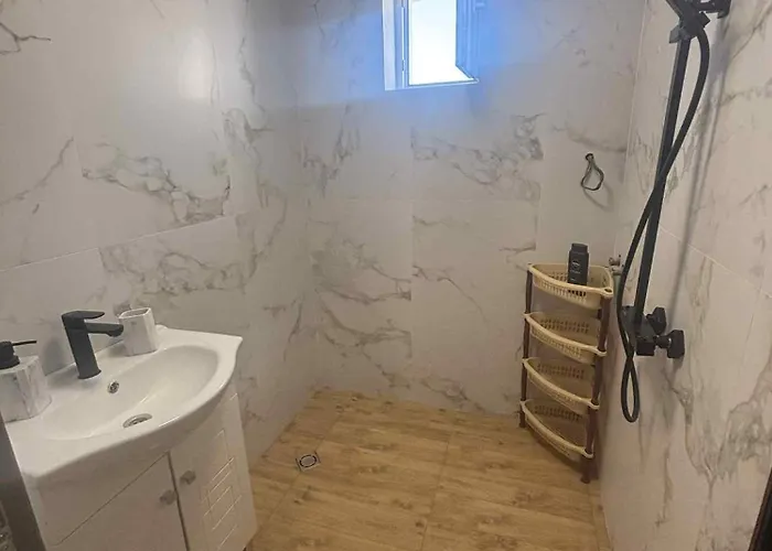 Polonia - Kemni Къща за гости 4*